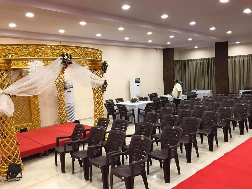 Royale Inn Vapi Ngoại thất bức ảnh